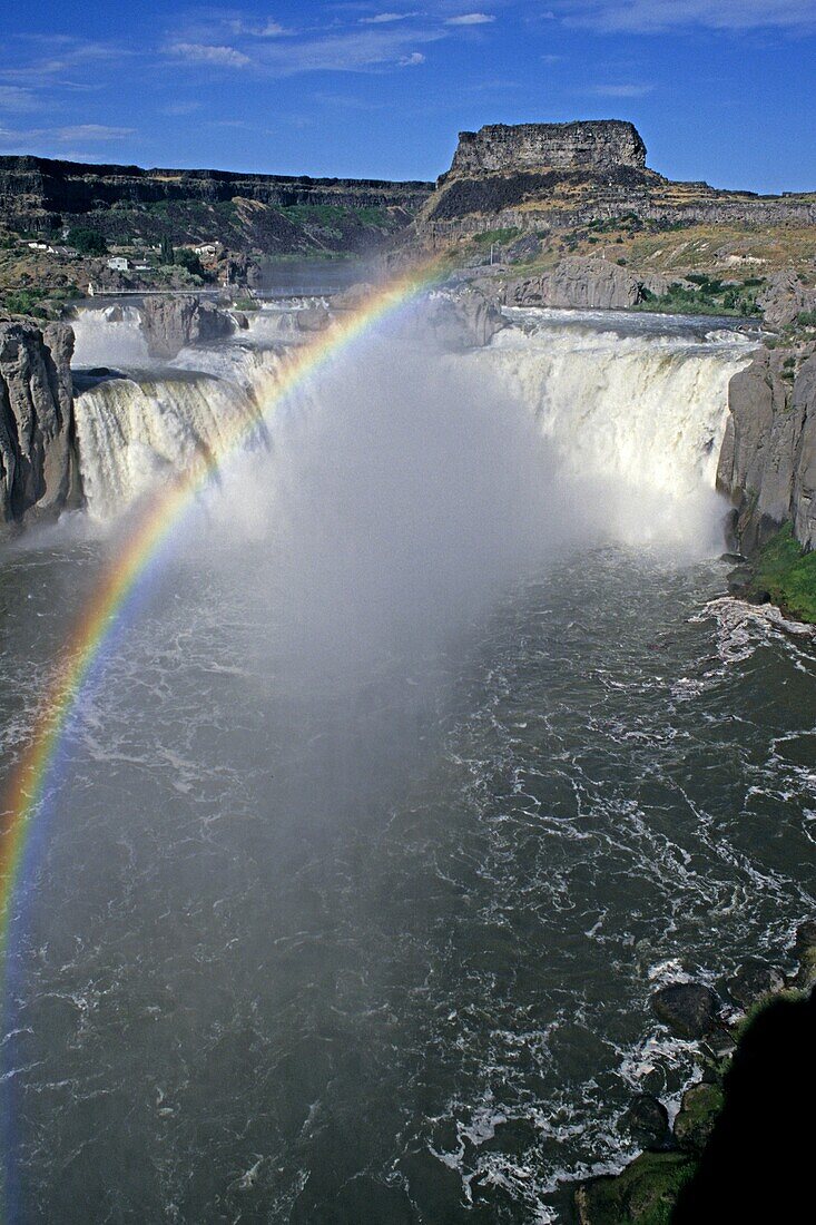 Snake River Canyon, Shoshone Falls with rainbow at Shoshone Falls Park, in the Snake River Canyon near the city of Twin Falls, Idaho