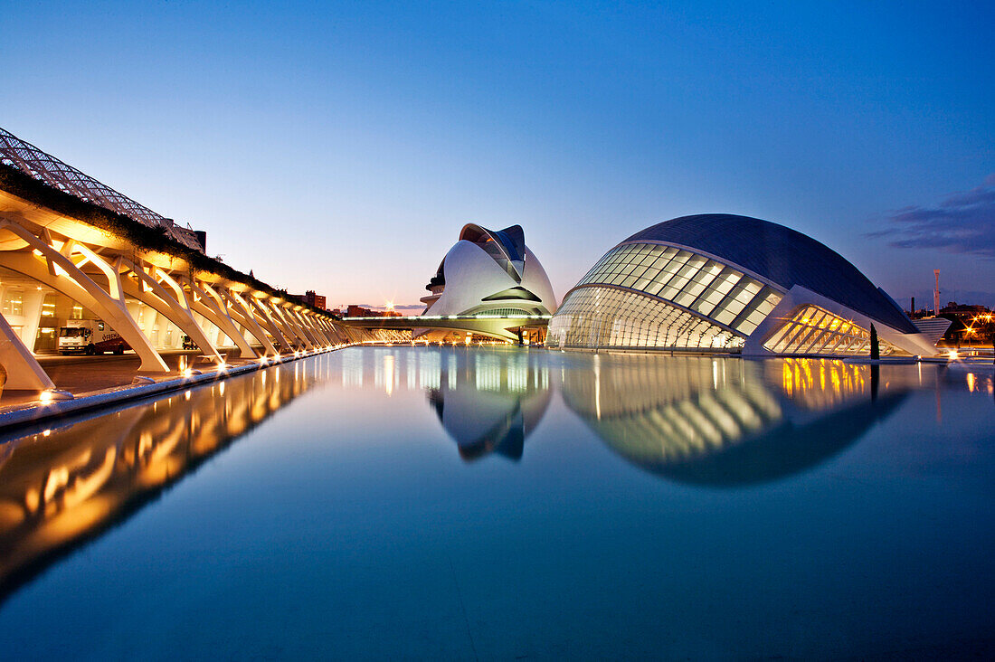 Hemisfèric, Imax Cinema, Planetarium and Laserium built in the shape of the eye and Palau de les Arts, City of Arts and Sciences, Cuidad de las Artes y las Ciencias, Santiago Calatrava (architect), Valencia, Spain