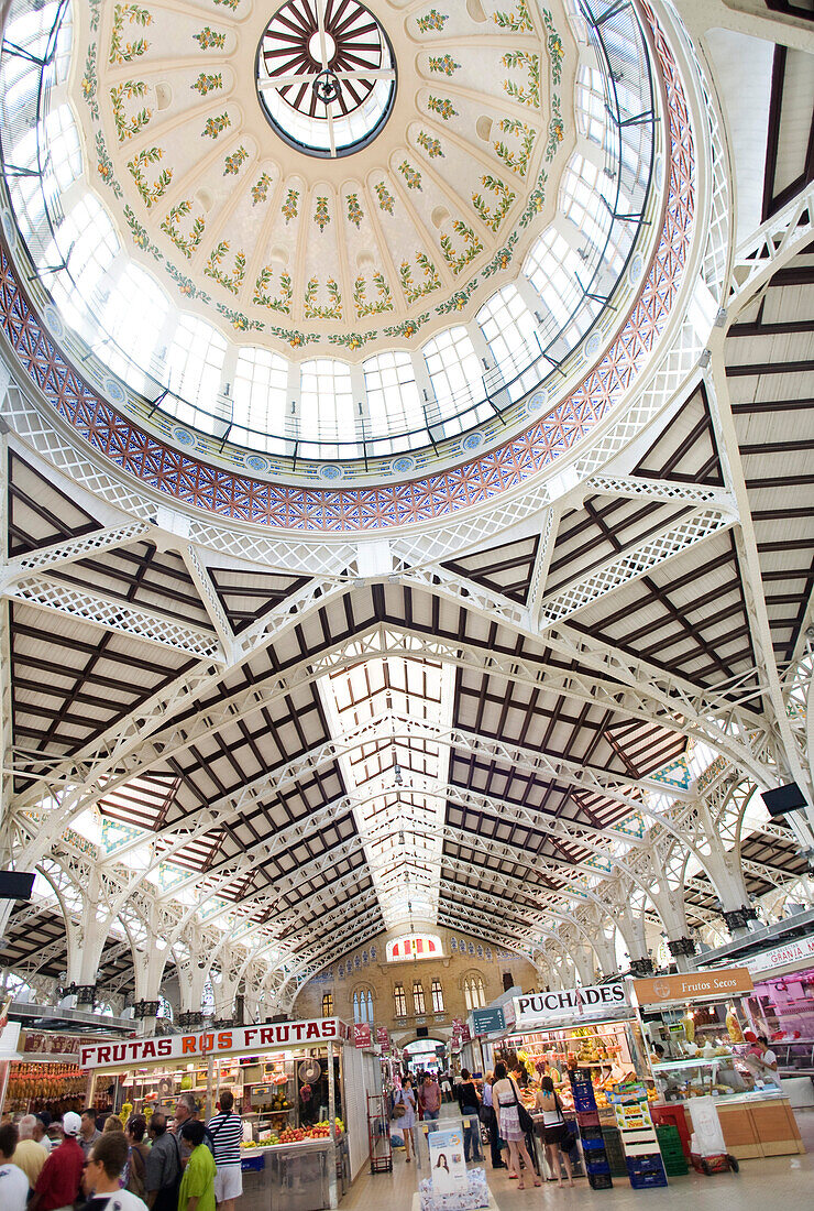 Interior of the Mercado Central, central market, Valencia, Spain