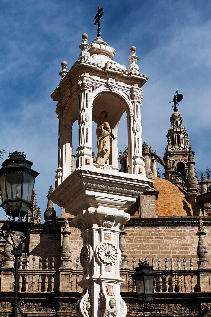 Detail, Plaza Virgen de los Reyes und Kathedrale von Sevilla, Catedral de Santa María de la Sede, Seville, Spanien
