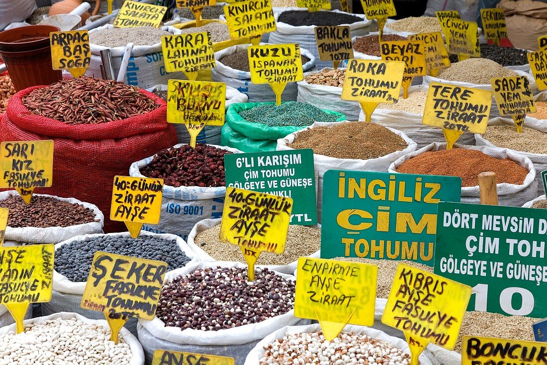 Spices store Istambul, Turkey