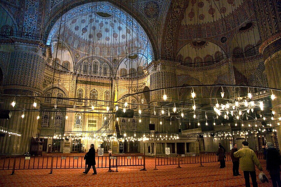 Blue Mosque or Sultan Ahmed Mosque Turkish: Sultanahmet Camii Interior view Istambul, Turkey