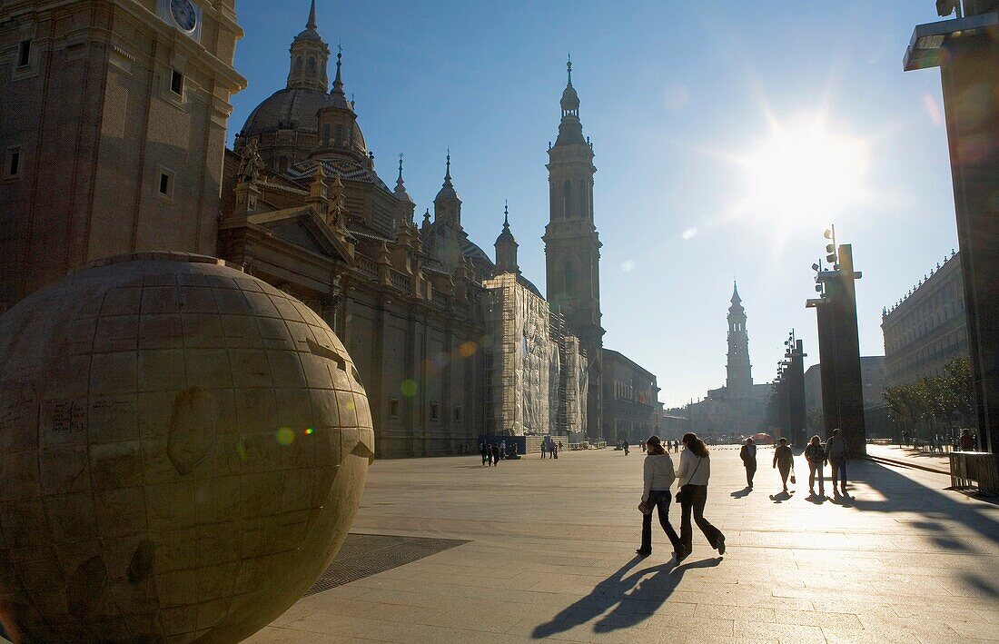 Zaragoza, Aragón, Spain: El Pilar Square