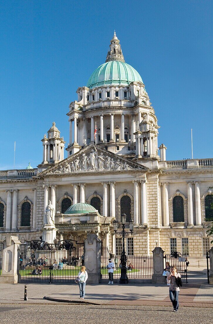 Belfast City Hall One of the finest Classical Renaissance buildings in Europe Home to Belfast City Council