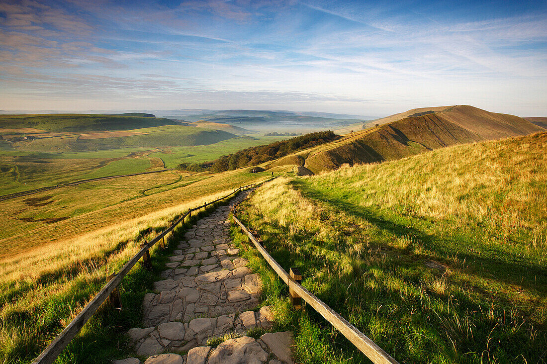 Mam Tor and view over Edale Valley, Peak District National Park, Derbyshire, UK - England