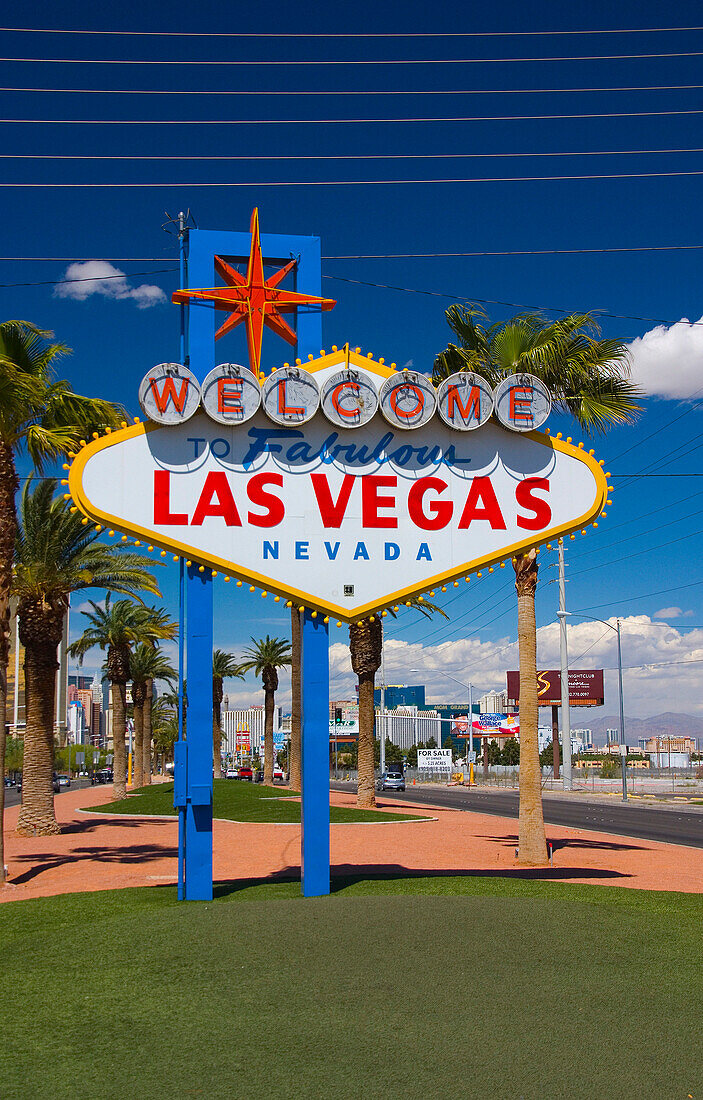 Infamous Welcome to Las Vegas sign, Las Vegas, Nevada, USA