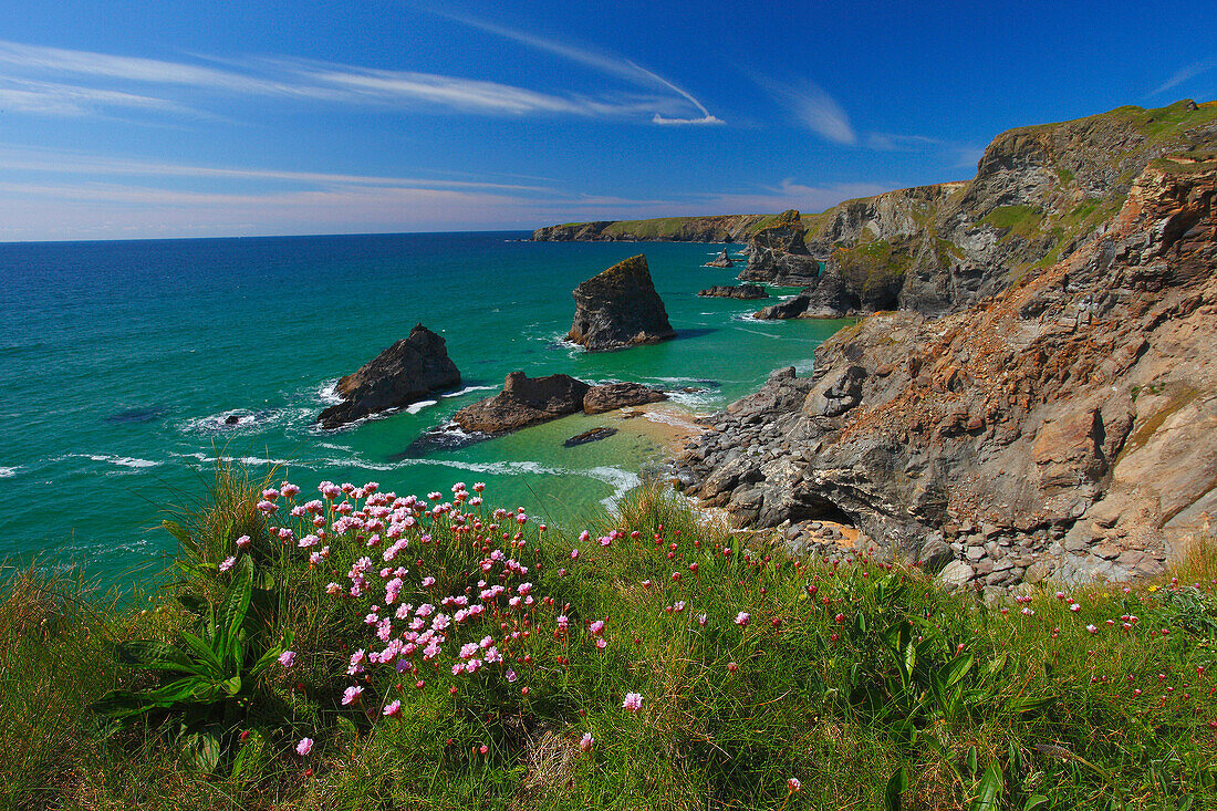 Bedruthan steps, Carnewas, Cornwall, UK - England