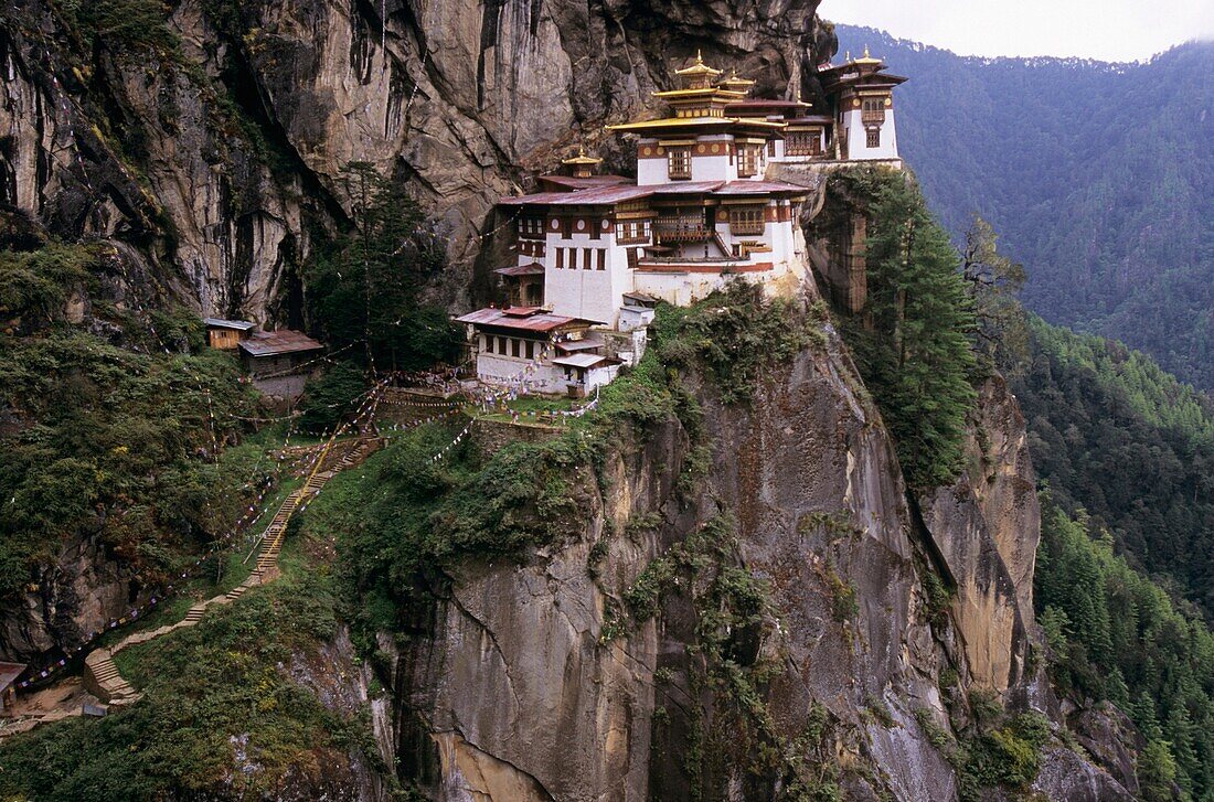 The Taktshang, also called Tiger Nest, is the most impressive monastery of Bhutan