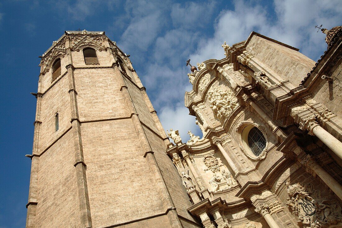 Saint Mary Cathedral and the Miguelete tower, Valencia, Spain