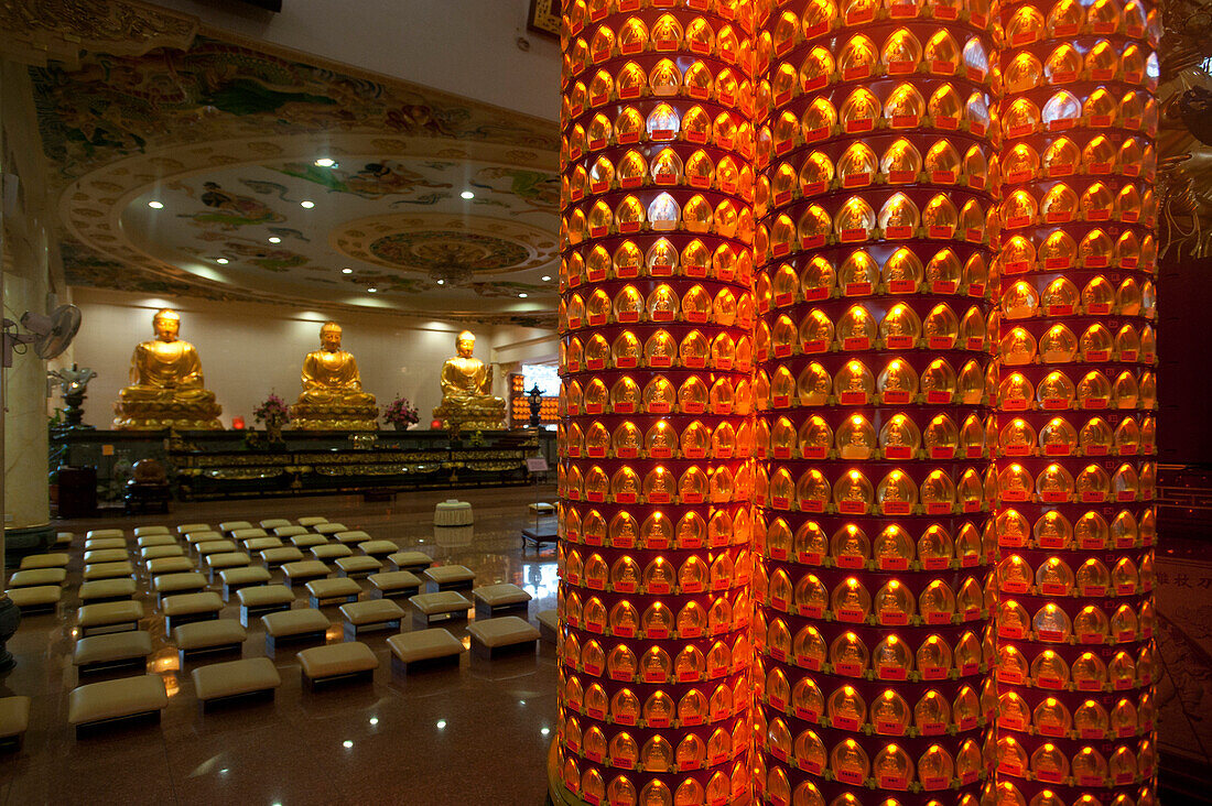 Interior view of Bhuddist Temple, Kuala Lumpur, Malaysia, Asia