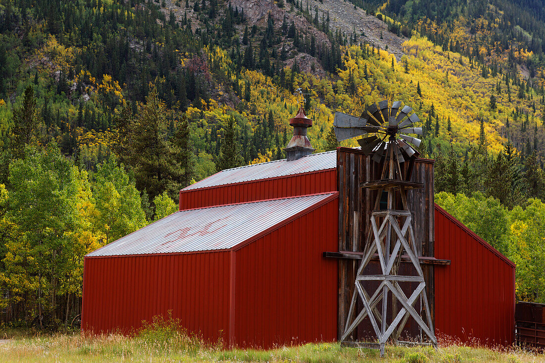 Barn near Aspen, Rocky Mountains, Colorado, USA, North America, America