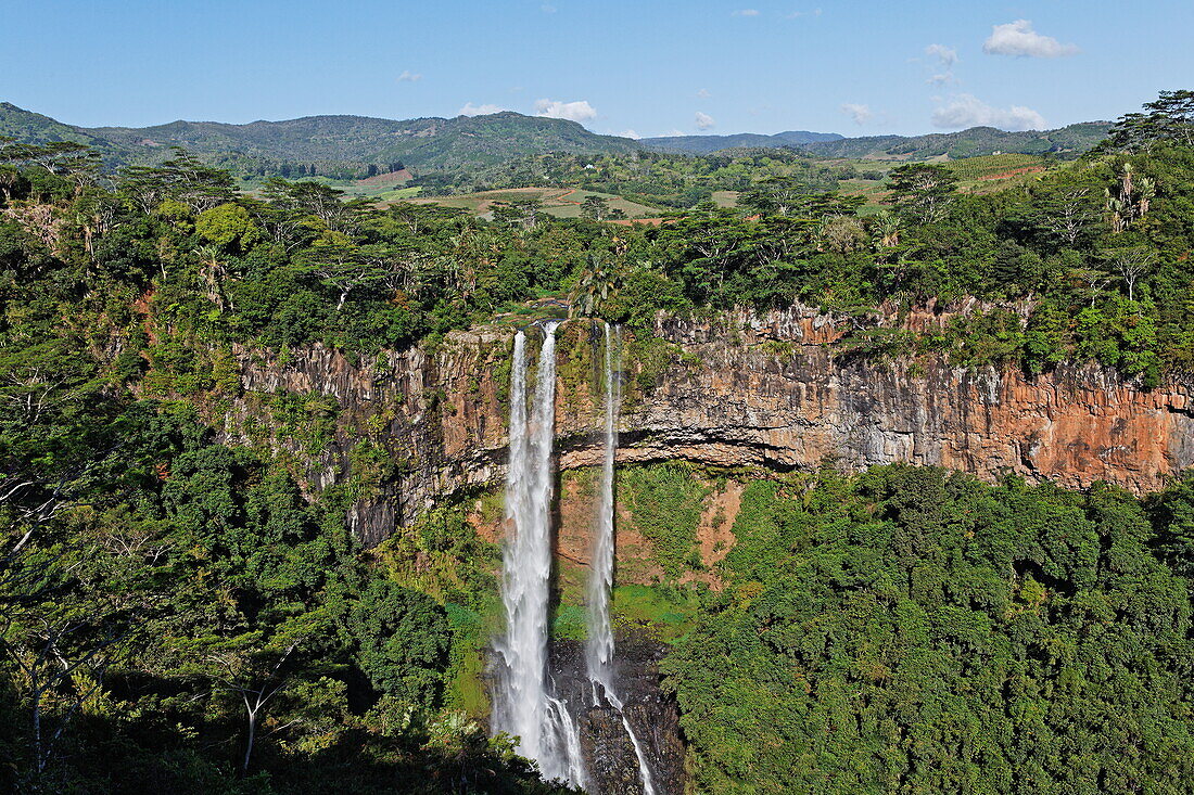 Wasserfall des Flusses St. Denis (127 Meter hoch), Chamarel, Mauritius, Afrika