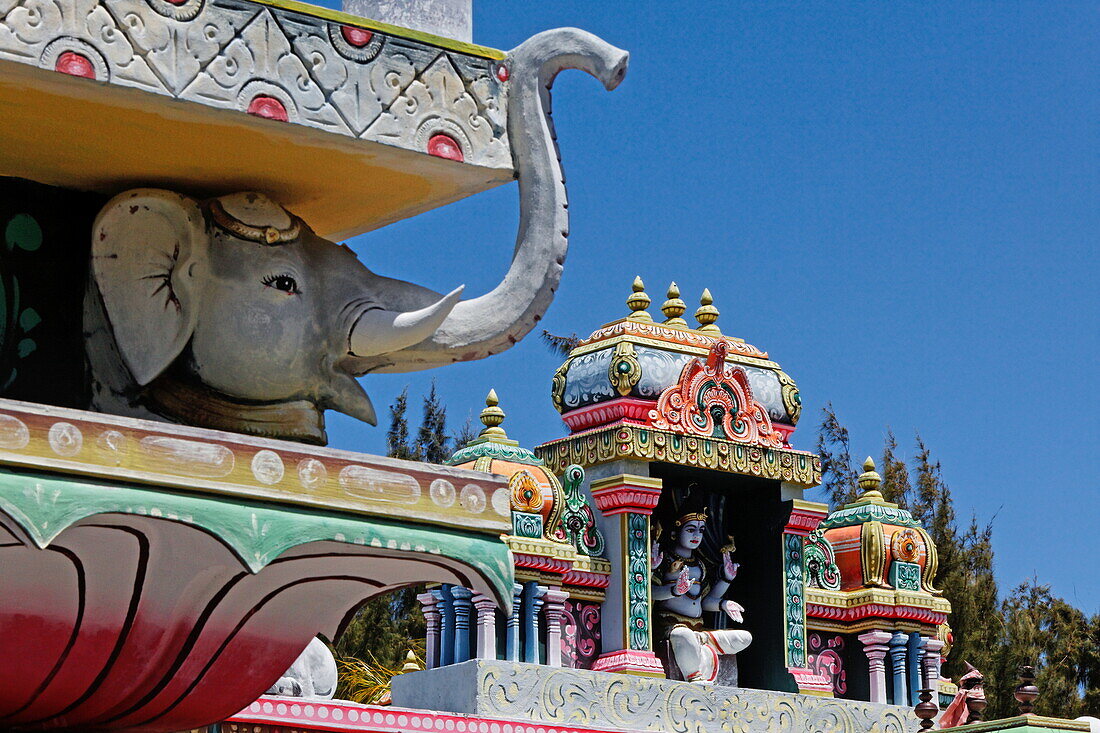 Statues at an indian temple at Pereybere, Mauritius, Africa