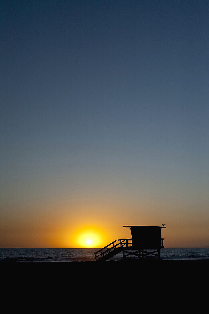 Lifeguard Station at Sunset, Los Angeles, California, United States