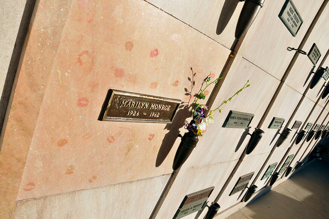 Urnengrab von Marilyn Monroe im Westwood Memorial Cemetery, Los Angeles, Kalifornien, USA, Amerika