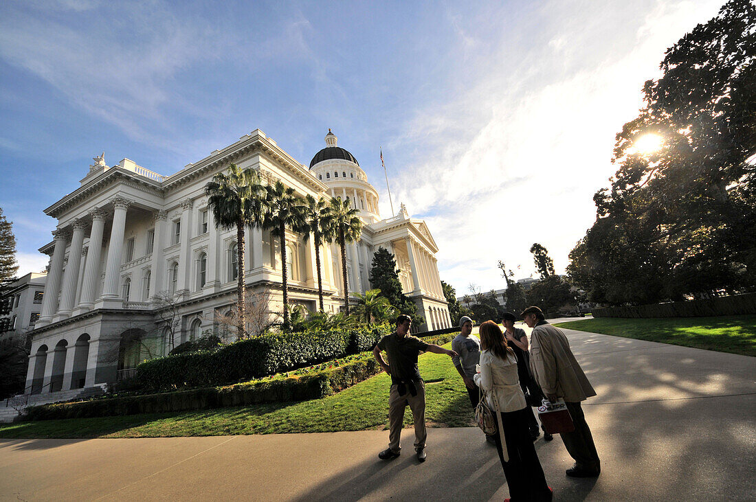 People in front of the Parliament, Sacramento, North California, USA, America