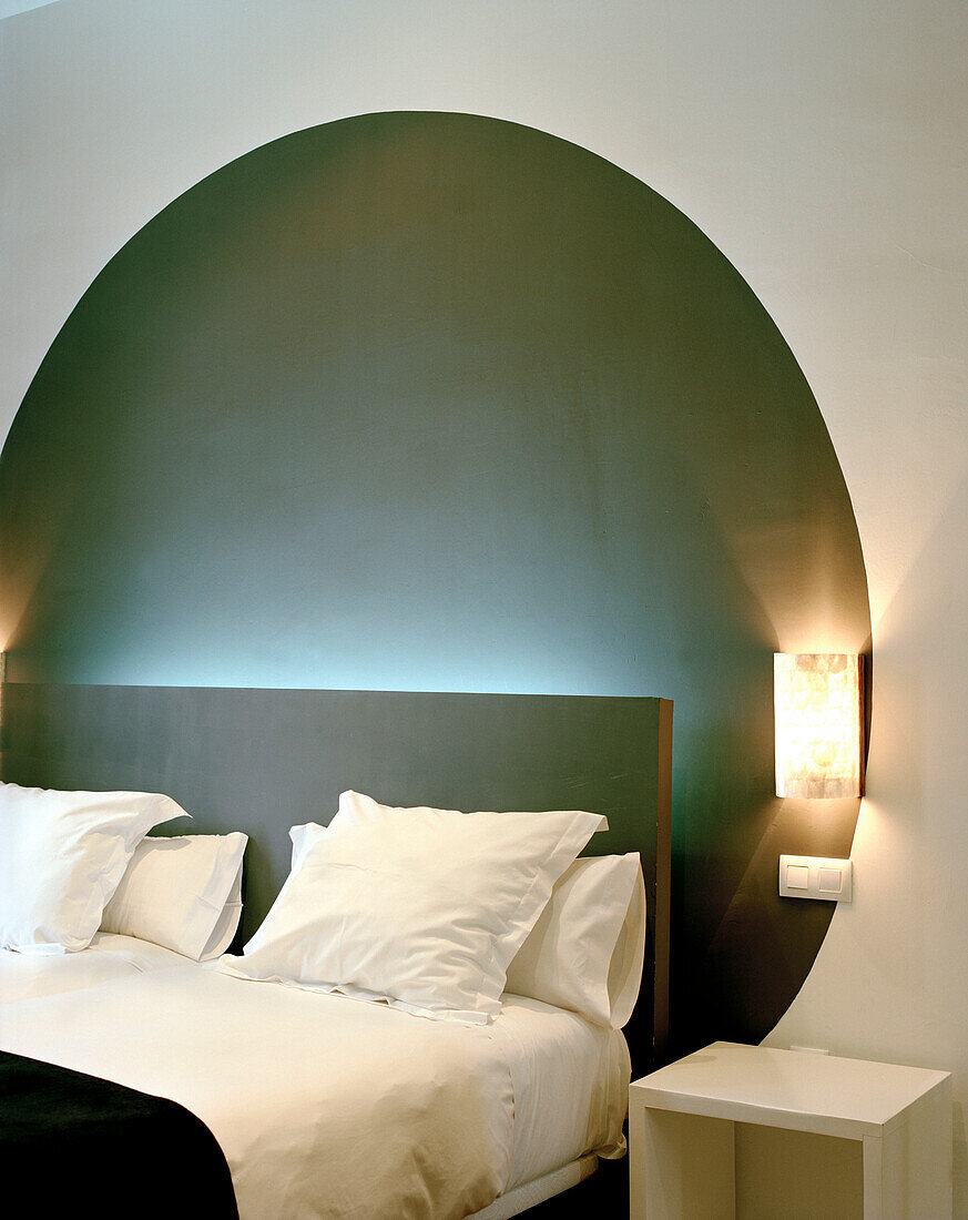 Double room in Hotel Fuentenueva, c/del Carmen, Baeza, Andalusia, Spain