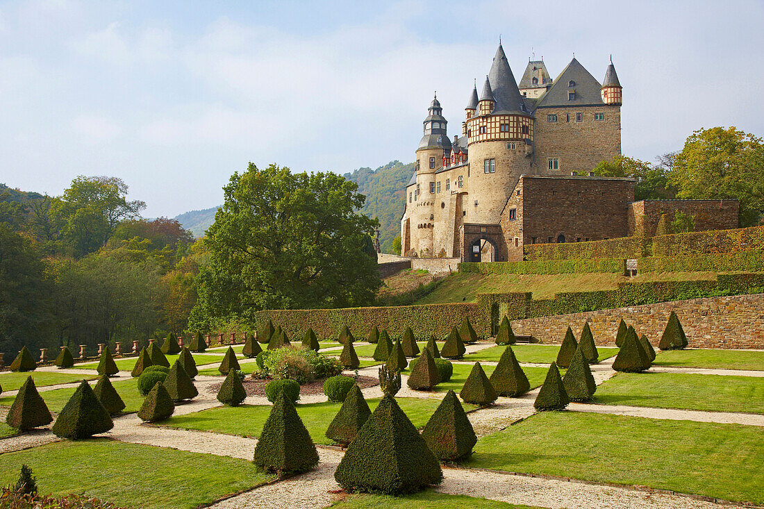 Bürresheim castle, Baroque garden, Mayen, Vulkaneifel, Eifel, Rhineland-Palatinate, Germany, Europe