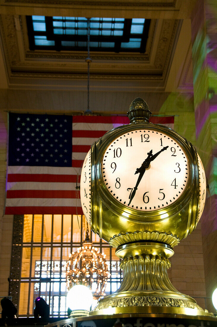 Grand Central Station - brass clock, New York, New York State, USA