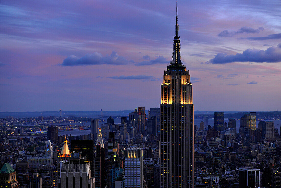 Skyline, Empire State Building in the evening, New York City, New York, USA, North America, America