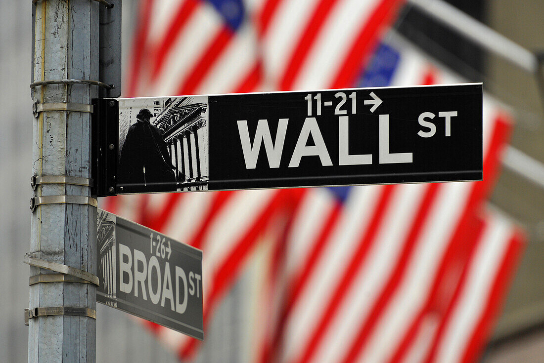 Wall Street, USA-Flagge, New York City, New York, USA, Nordamerika, Amerika