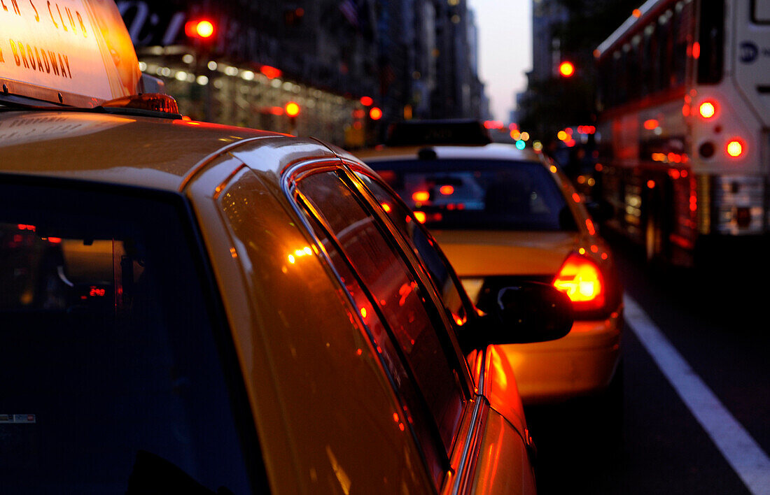 Taxi, Manhattan, New York City, New York, USA, Noth America, America