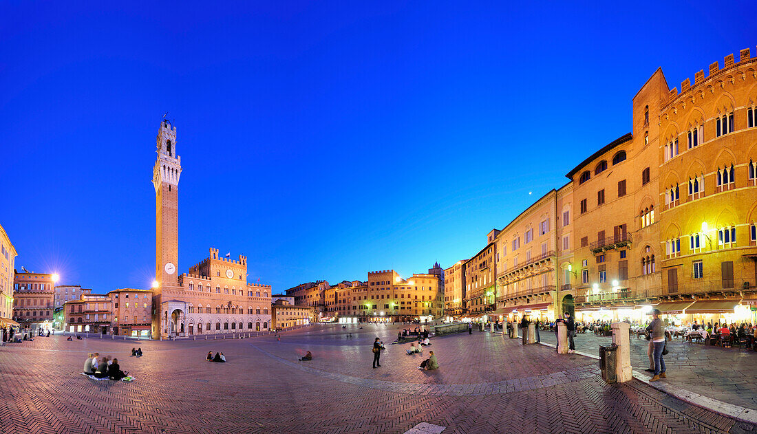 View over Piazza del Campo to Palazzo Pubblico with Torre del Mangia, Siena, Tuscany, Italy