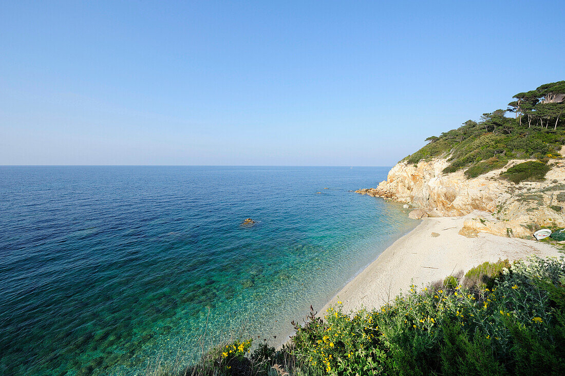 Mittelmeerbucht mit Strand, Portoferraio, Insel Elba, Toskana, Italien