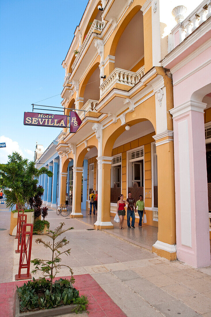 Außenansicht von Hotel Sevilla, Ciego de Avila, Kuba, Karibik