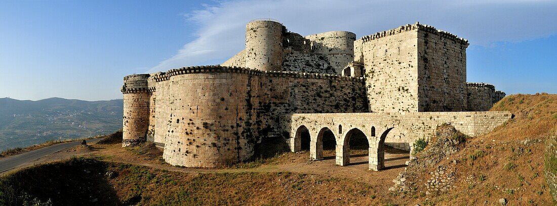 Crusader fortress Crac, Krak des Chavaliers, Qalaat al Husn, Hisn, Syria, Middle East, West Asia