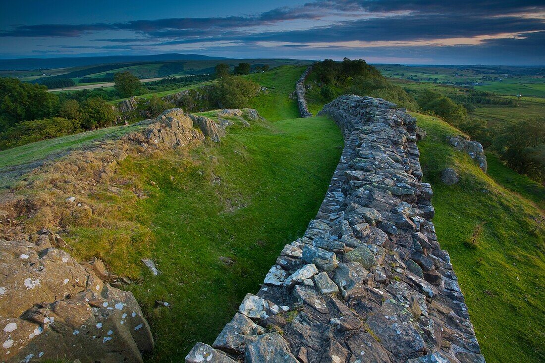 England, Northumberland, Hadrian's Wall A dramatic stretch of Hadrians Wall running along the Walltown Craggs
