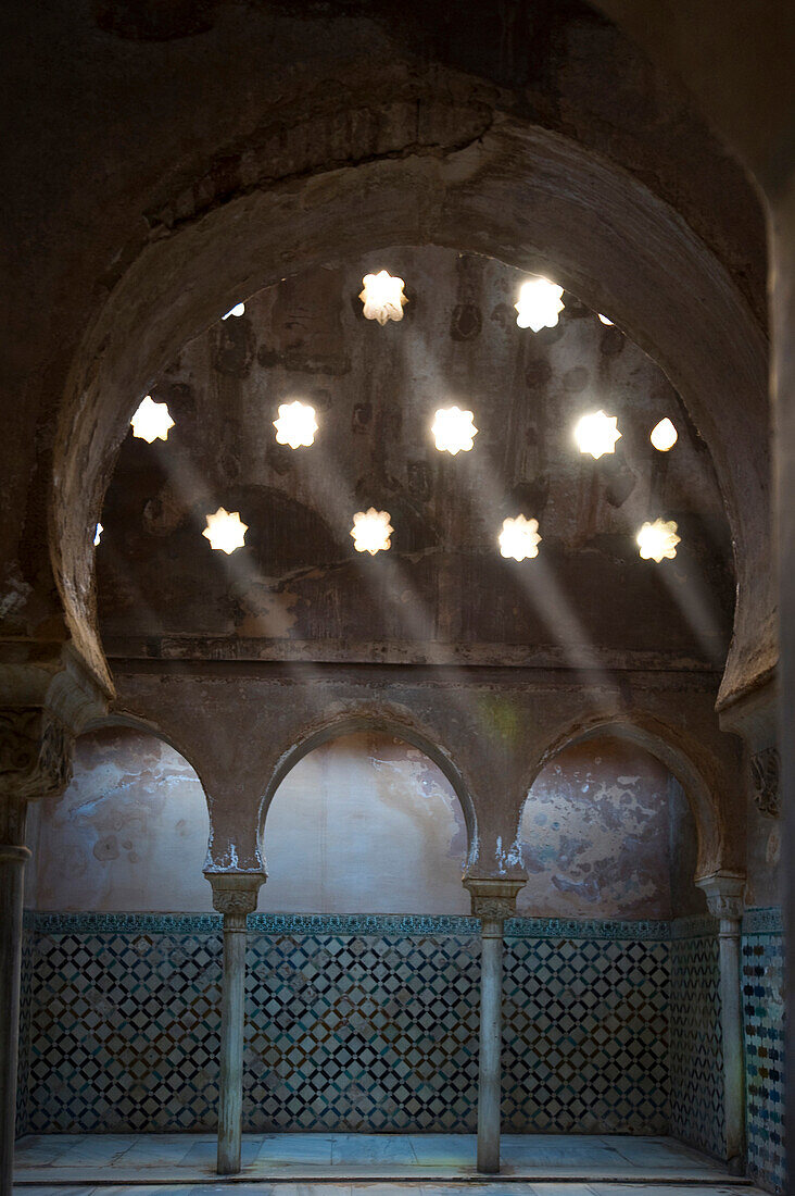Altes Bad in der Alhambra, Granada, Andalusien, Spanien, Europa
