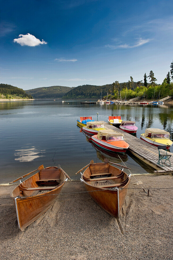 Boats at a jetty, Lake Schluchsee, Black Forest, Baden-Wuerttemberg, Germany, Europe