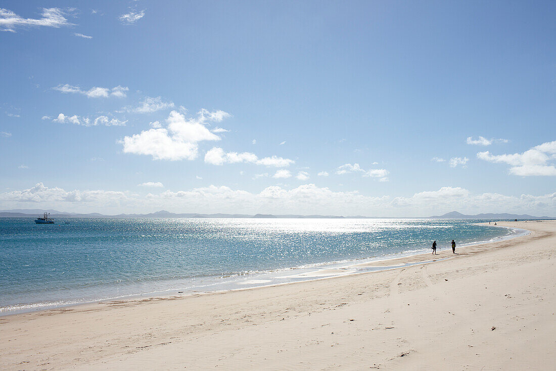 Long beach, southern Great Keppel Island, Great Barrier Reef Marine Park, UNESCO World Heritage Site, Queensland, Australia