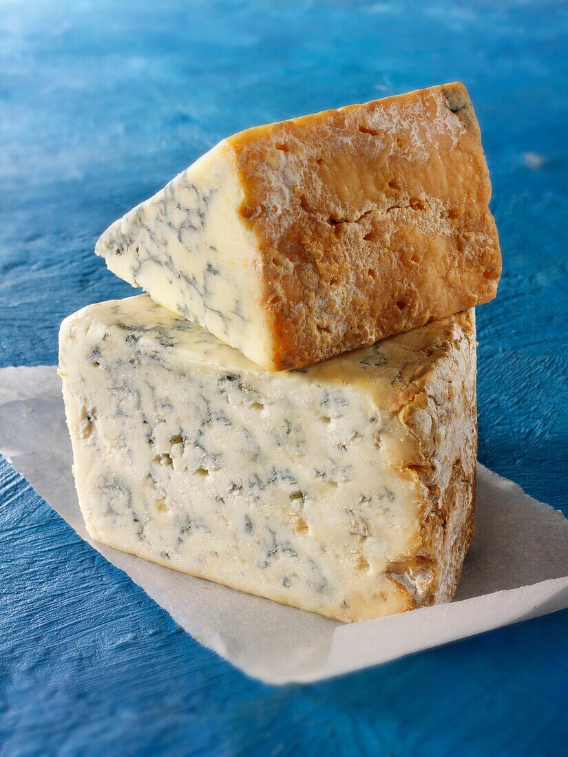 British Blue Cheese -Creamy Stilton bottom Stilton above