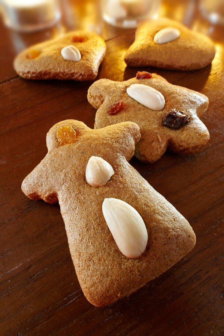 Traditional spicy Christmas biscuits - Hungarian