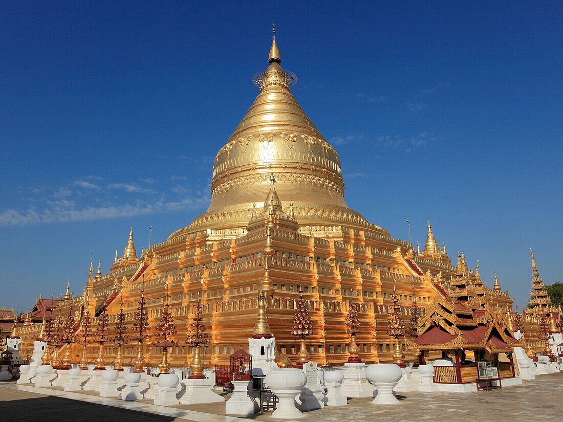 Myanmar, Burma, Bagan, Nyaung U, Shwezigon Pagoda