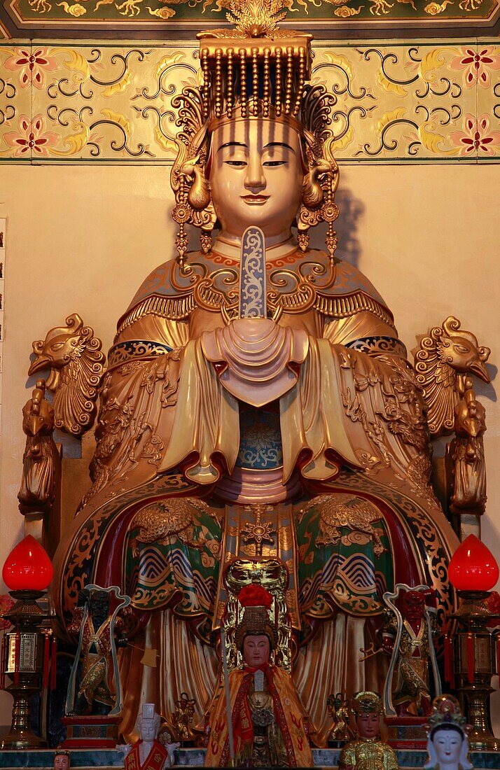 Malaysia, Kuala Lumpur, Thean Hou chinese temple, Heavenly Mother statue