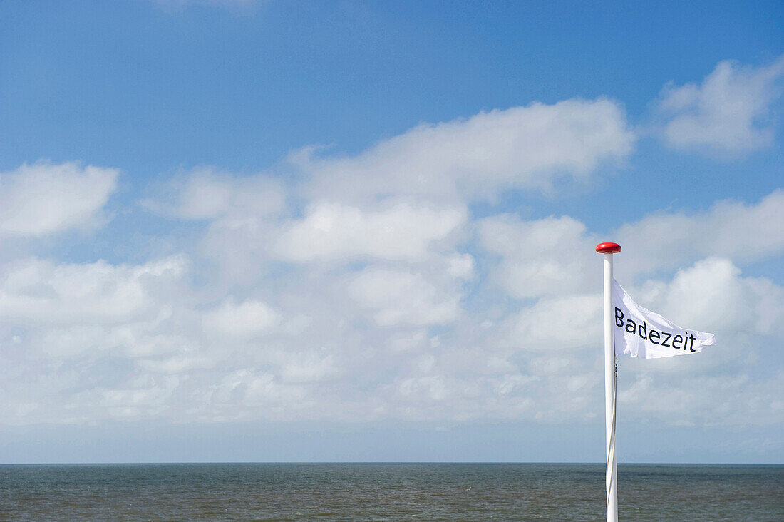 Flag at the beach, Kampen, Sylt, Schleswig-Holstein, Germany