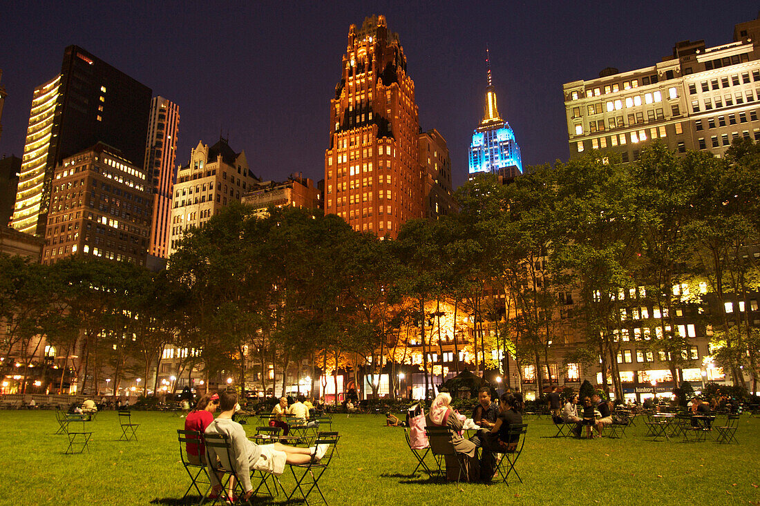 Night Shot of the Empire State Building Overlooking Bryant Park, Manhattan, New York City, United States of America, Usa