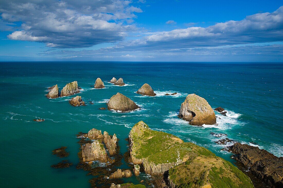New Zealand, Southland, The Catlins Nugget Point, located at the northern end of the Catlins coast