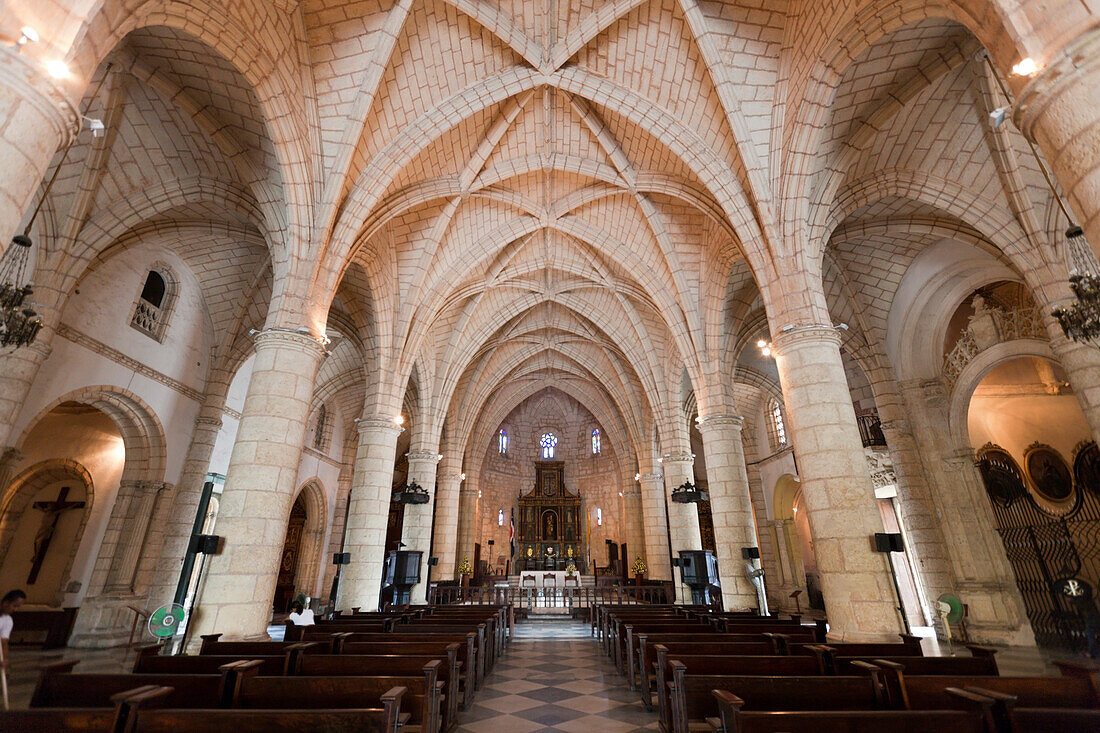 Innenansicht der Kathedrale Santa Maria la Menor, Santo Domingo, Dominikanische Republik