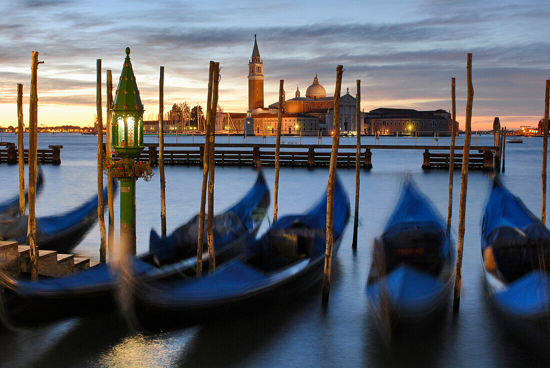 San Marco, Blick von der Piazzetta nach San Giorgio Maggiore, Veneto, Venedig, Italien