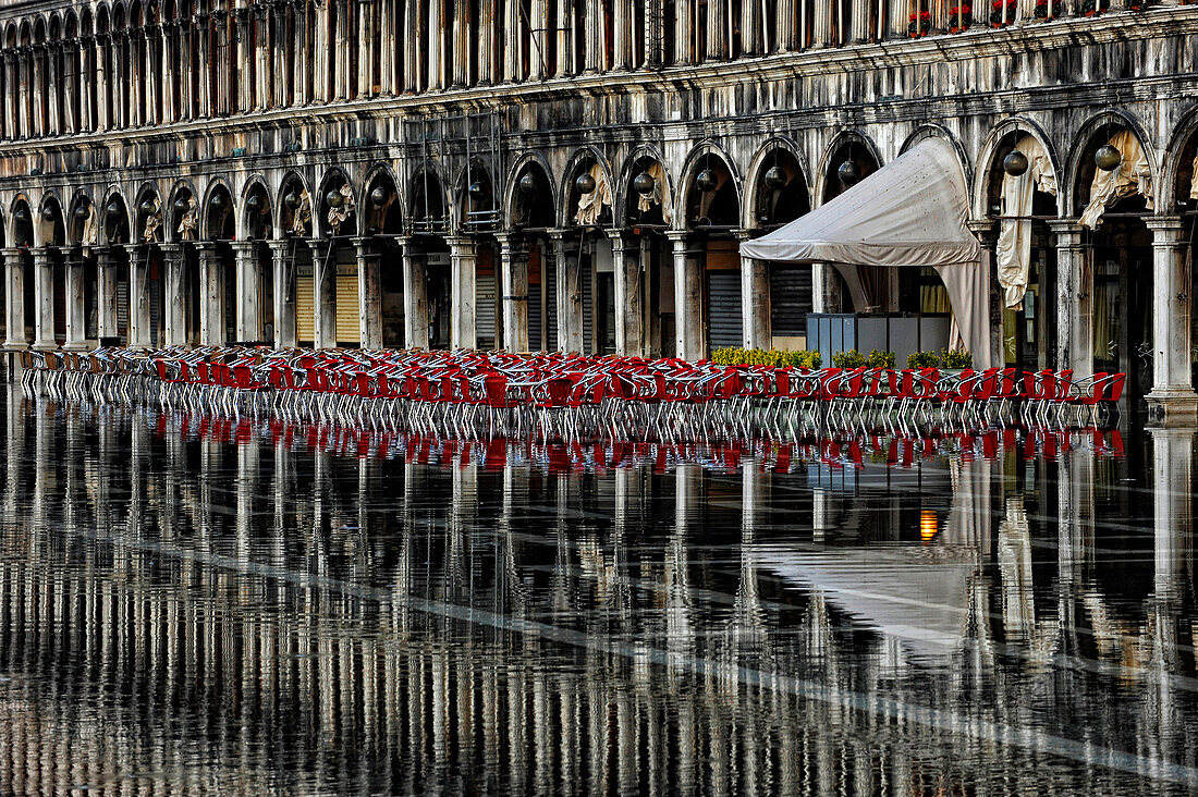 Spiegelung, Piazza San Marco, Hochwasser, Aqua Alta, Veneto, Venedig, Italien