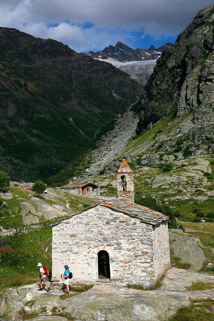 France, Rhone Alpes, Savoie, Bonneval-sur-Arc, L'Ecot hamlet chapel (Vanoise National parc)