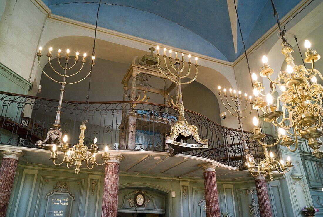 France, Provence, Vaucluse, Carpentras synagogue