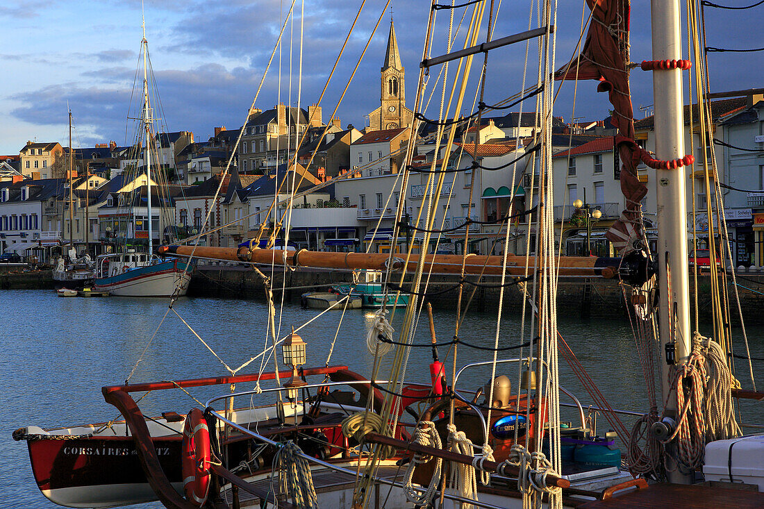 France, Pays de la Loire, Loire Atlantique, Pornic, harbor