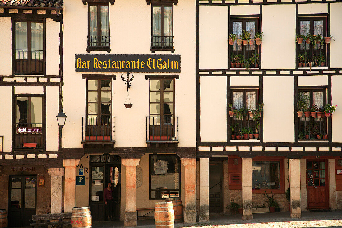 Spain, Castilla Leon, Covarrubias, typical houses