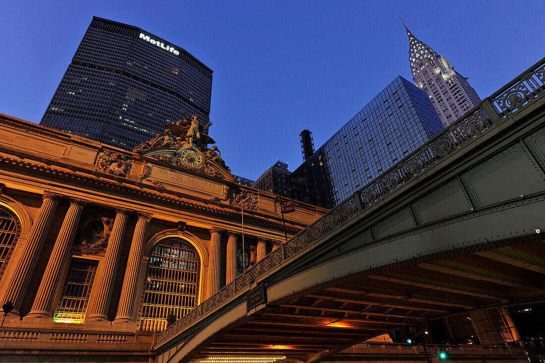 Chrysler Building, Pershing Square, Central Station, Manhattan, New York City, New York, USA