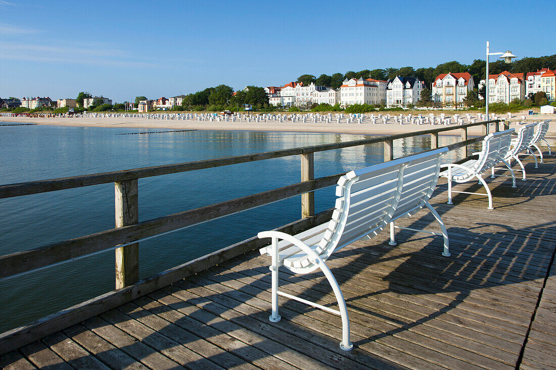 Benches on the pier, Bansin seaside resort, Usedom island, Baltic Sea, Mecklenburg-West Pomerania, Germany, Europe